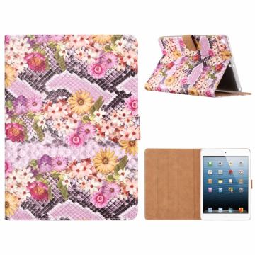 iPad 9.7 inch (2018) / (2017) Margrietjes Design Booktype Kunstleer Hoesje Met Pasjesruimte